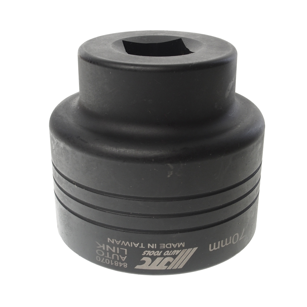 JTC-8481070 - Головка торцевая 1" 70мм ударная 8-ми гранная JTC - 
1" x 8 граней.
Общая длина: 81 мм, 6 граней; глубина: 45 мм.
Размер: 70 мм.
