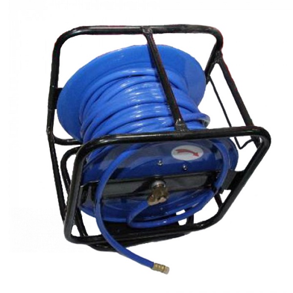 Полиуретановый шланг на катушке, сфитингами, 30 метров