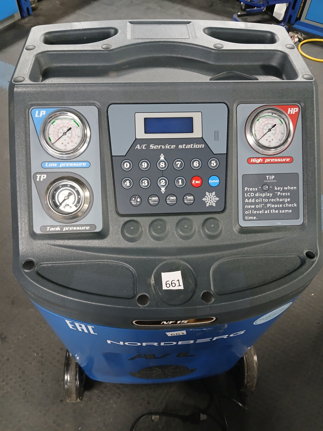Установка полуавтомат для заправки автомобильных кондиционеров NF15 RM 661