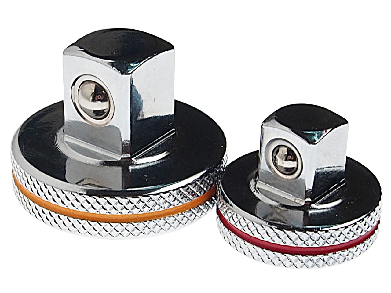 JTC-7967 - Набор адаптеров F1/4"хM3/8",F3/8"хM1/2" 2 предмета низкопрофильных JTC - 
Низкопрофильные переходники предназначены для работы в ограниченном пространстве.
Рифленое ребро переходников обеспечивает легкий захват и проворачивание.
Изготовлены 