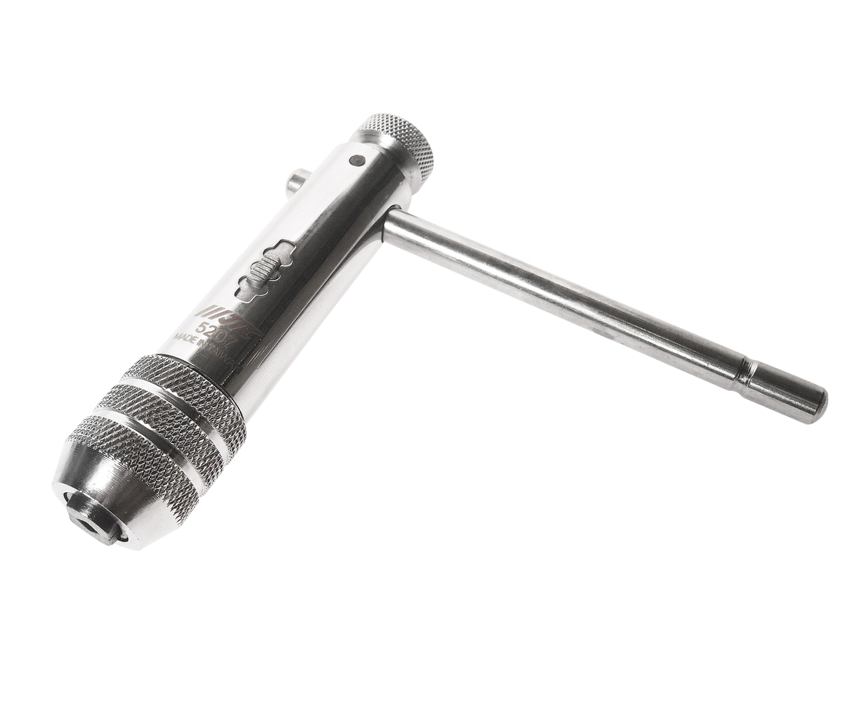 JTC-5207 - Держатель для метчиков 1/2" Т-образный 110мм JTC -  
Размер: 1/2" (5-12 мм.) 
Длина: 110 мм.  
Габаритные размеры: 130/50/45 мм. (Д/Ш/В)  
Вес: 280 гр.  

