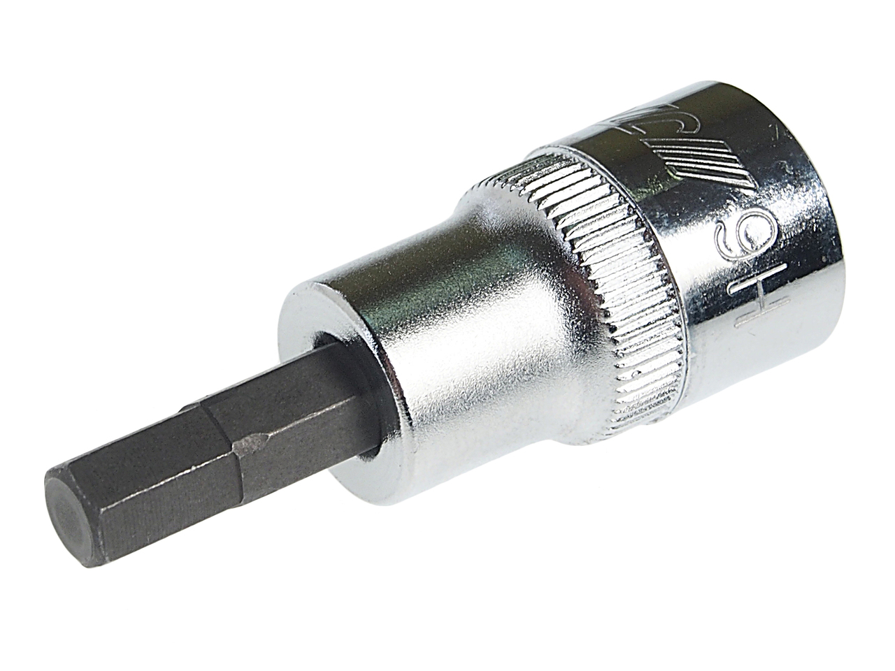 JTC-34706 - Бита-головка 3/8" HEX H6х48мм JTC - 
Изготовлена из закаленной хром-ванадиевой стали.
Размер: 3/8"хН6.
Общая длина: 48 мм.
Длина насадки: 18 мм.
