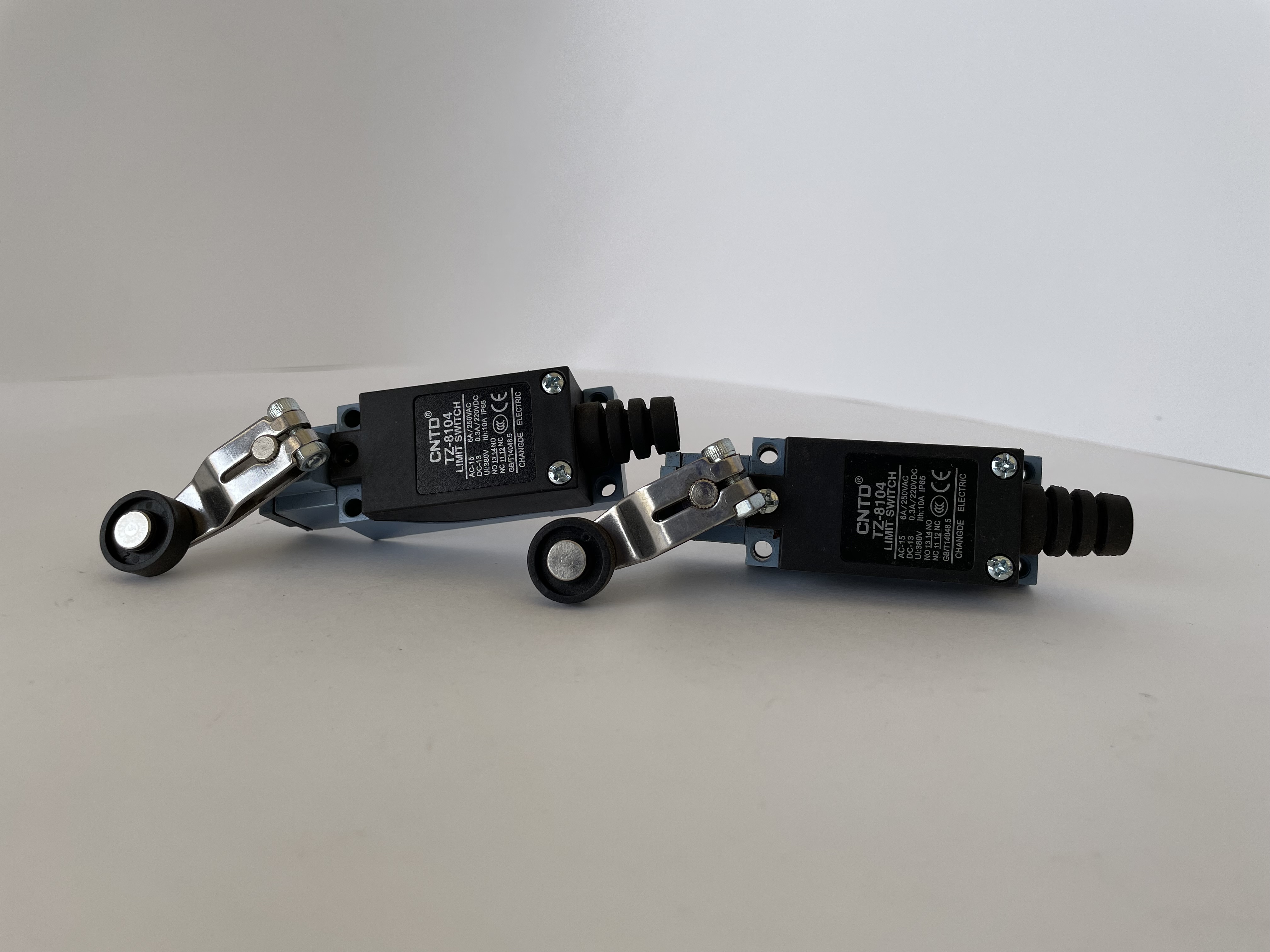 420251 Концевой выключатель для А440(А)/445(А)/455(А)