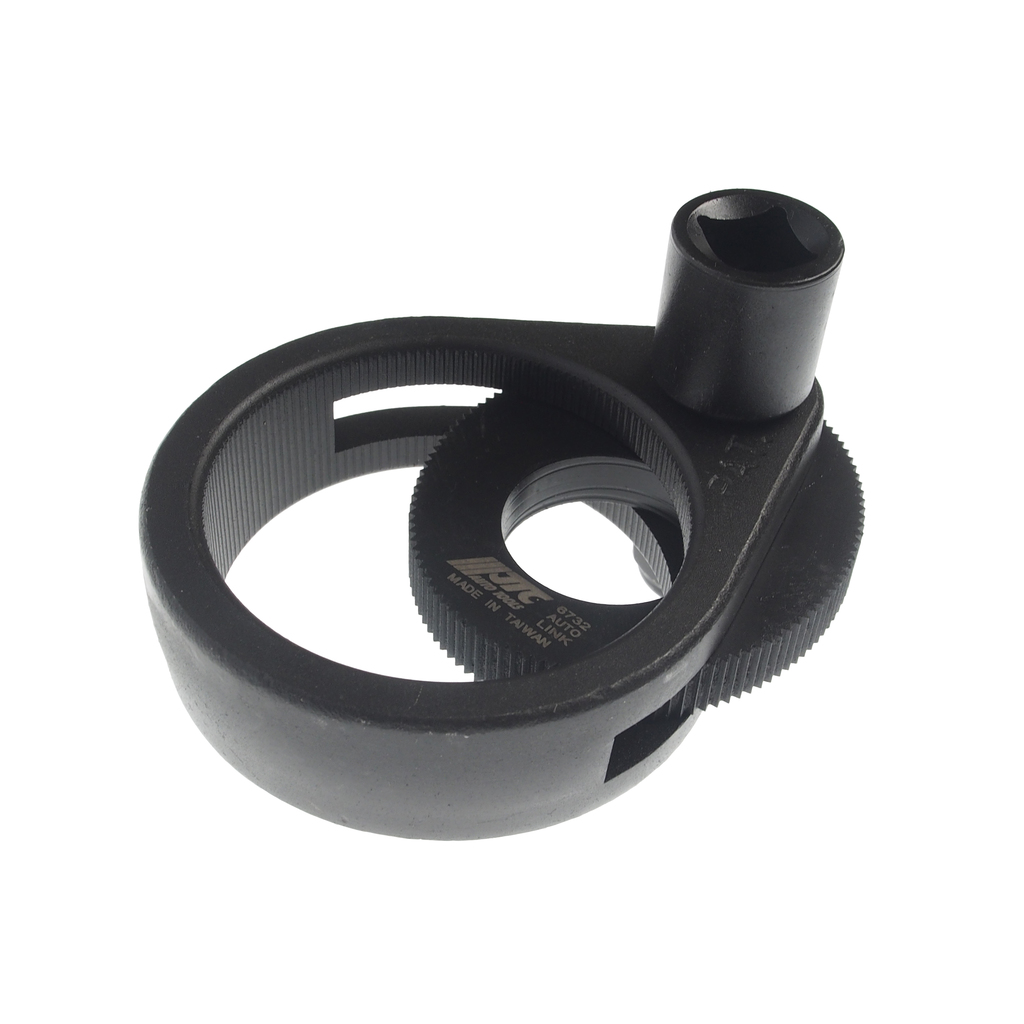 JTC-6732 - Съемник тяг рулевых 25-55мм 1/2" универсальный JTC - 
Используется для снятия шарнира рулевой рейки без демонтажа всего узла.
Подходит для большинства легковых автомобилей, легких грузовых автомобилей и кроссоверов.
Под ключ: 1/2" DR.
Рабочий д