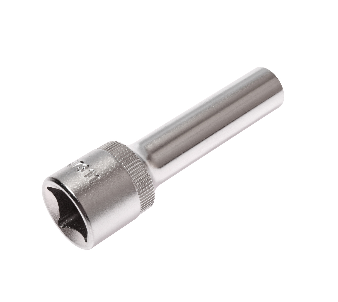 JTC-47311 - Головка торцевая 1/2" TORX E11 глубокая L=76мм JTC - 
  Изготовлена из закаленной хром-ванадиевой стали. 
  Размер: TORX 1/2"хE11.
  Общая длина: 76 мм. 
  Количество в оптовой упаковке: 10 шт. и 200 шт. 
  Габаритные размеры: 76/14/
