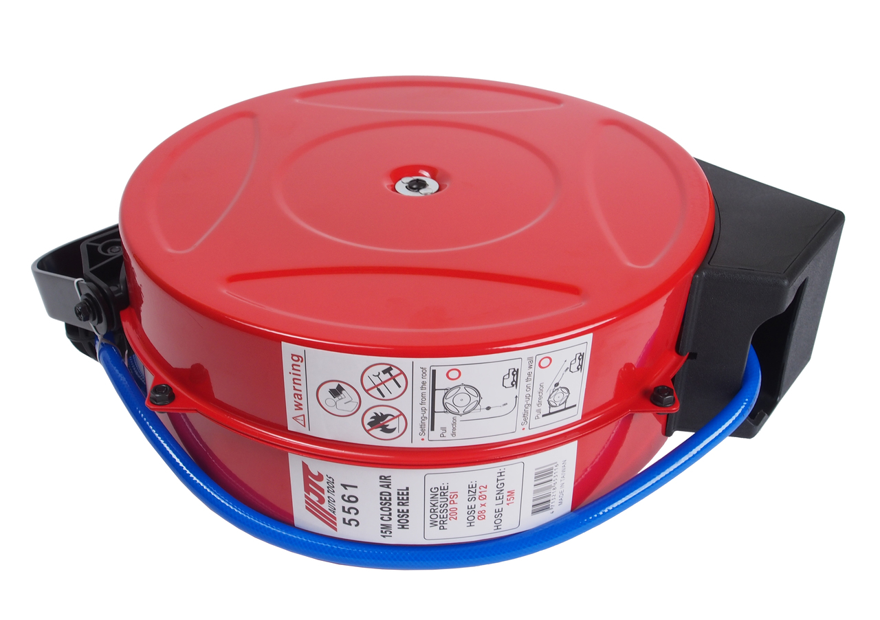 JTC-5561 - Удлинитель для подачи воздуха на катушке (шланг 15м) JTC - 
Шланг для подачи воздуха достигает 200 psi.
Металлический корпус, внешний диаметр &Oslash;33 см, широкое внутреннее пространство и легкость подкатки, без усилия.
Угол поворота шарни