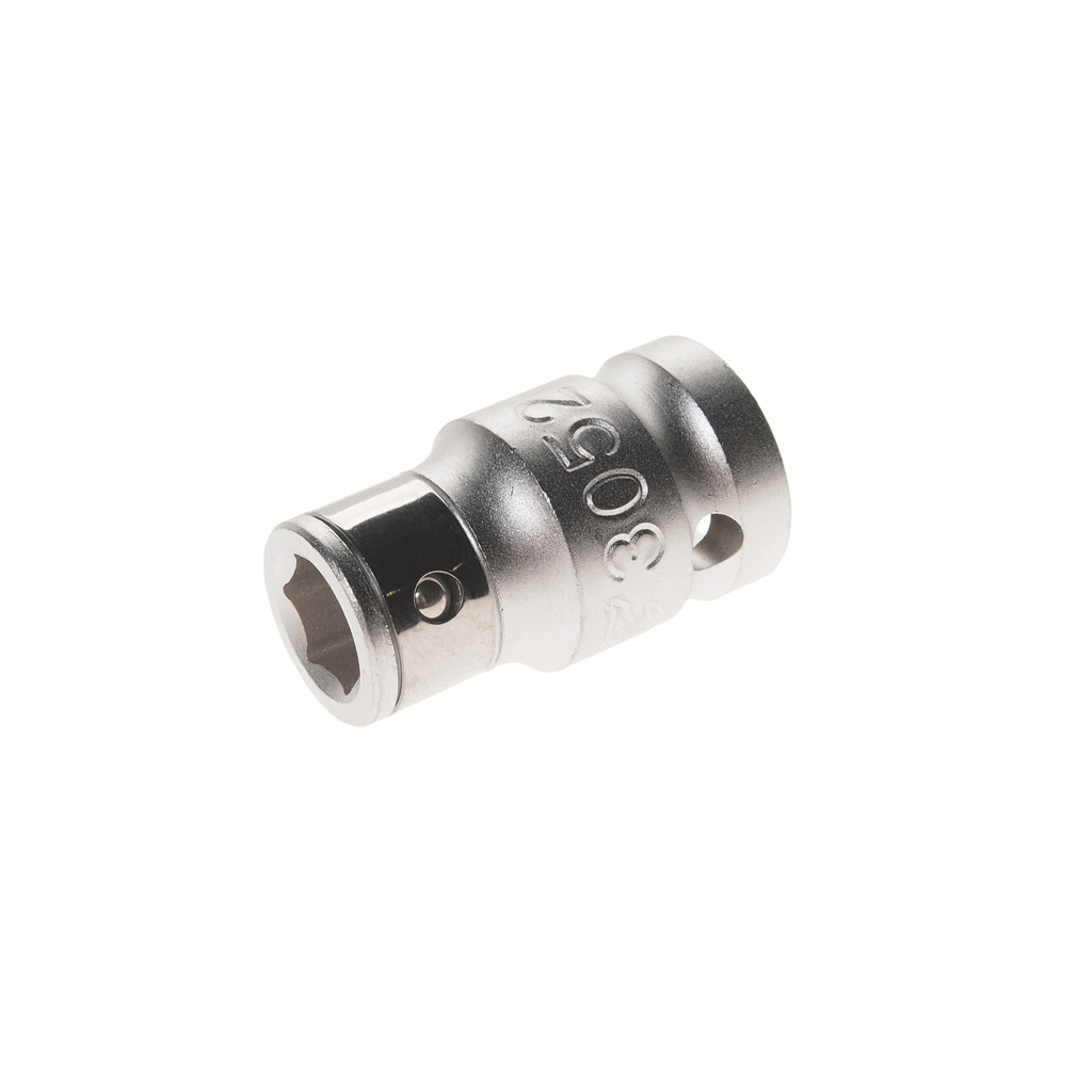 JTC-3052 - Держатель бит 1/2"(F) d=10мм JTC - 
Материал: хром-ванадиевая сталь.
Размер: 1/2" DR. x 10 мм.

