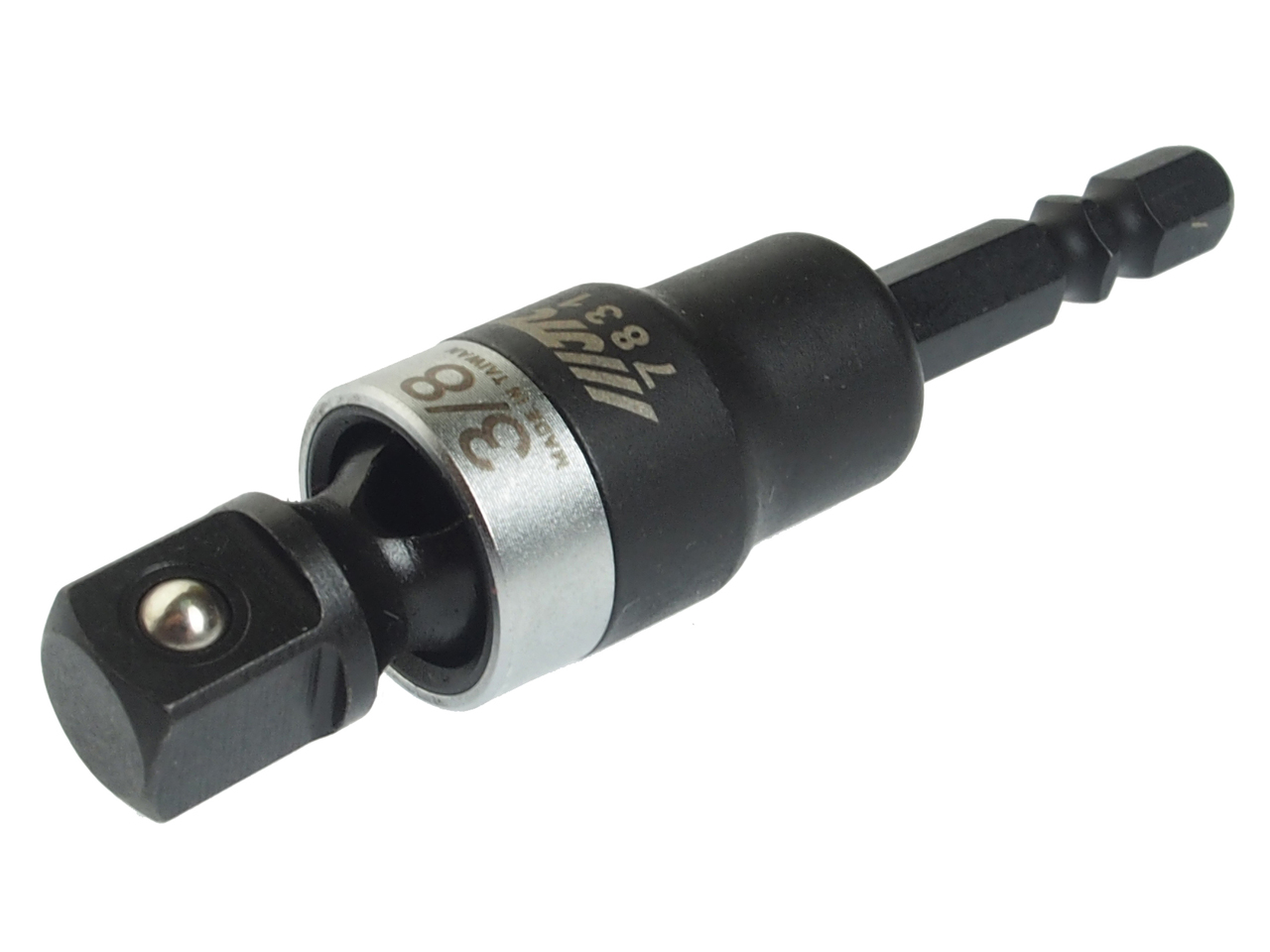 JTC-7831 - Адаптер 1/4"х3/8" (6.35мм) карданный под шуруповерт JTC - 
Материал: хром-молибденовая сталь.
Подходит для большинства беспроводных электроинструментов.
Универсальный шарнирный механизм обеспечивает работу в 30 направлениях.
Посадочный квадрат: