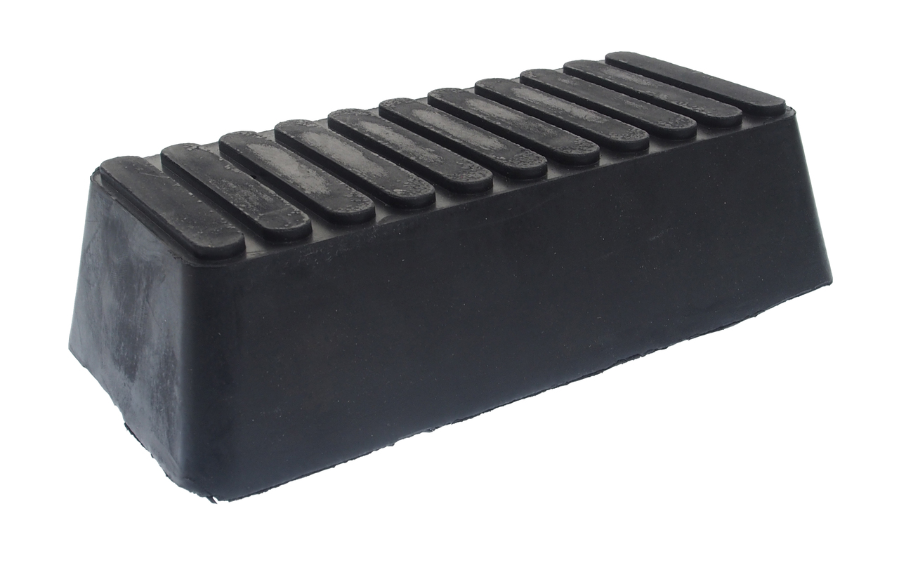 JTC-7646 - Проставка для подъемника резиновая 19.5X10X5см JTC - 
Резиновый, трапециевидной формы.
Размеры: 19.5 х 10 х 5 см.
