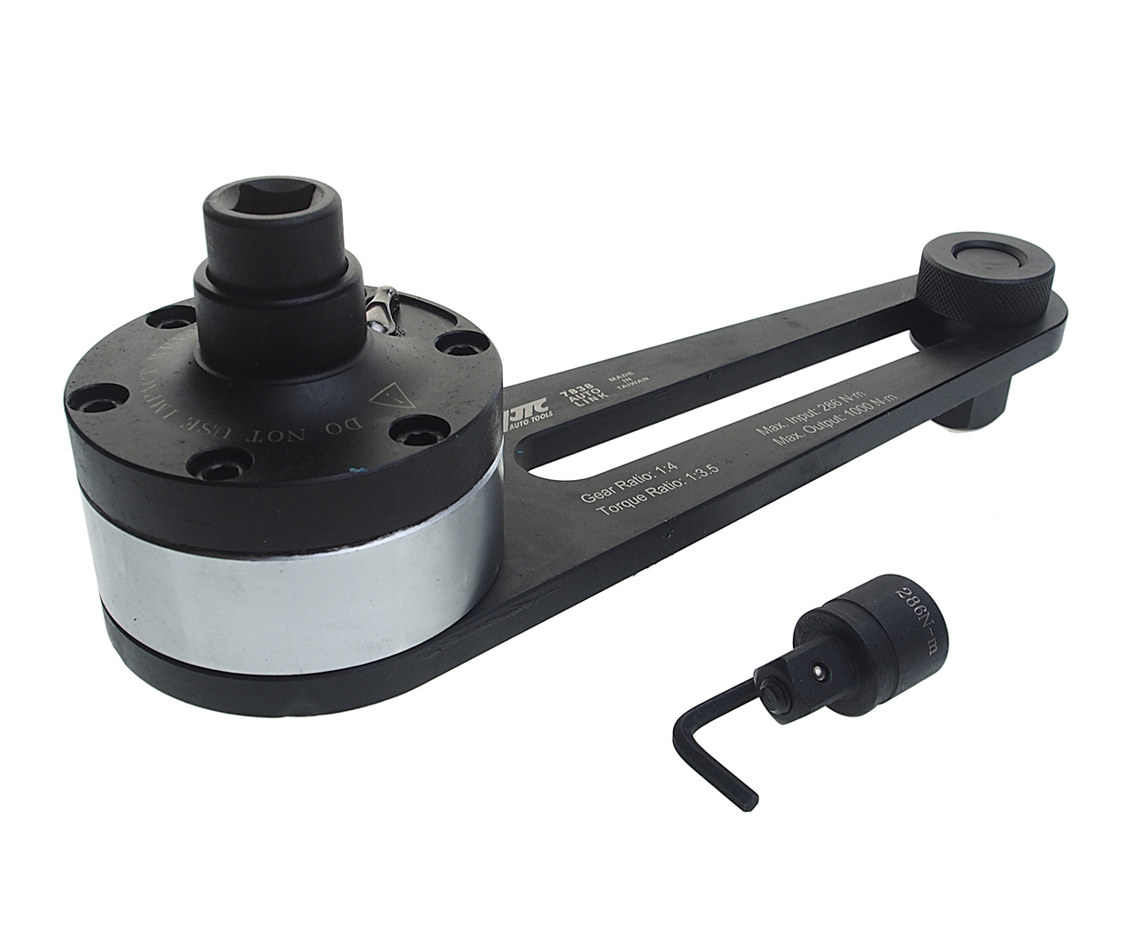 JTC-7838 - Мультипликатор 1/2"F x 3/4"M для усиления крутящего момента до 1000Нм JTC - Прецизионное устройство для достижения высоких крутящих моментов, кратно передаточному отношению.
Предназначен для ручной работы с резьбовыми соединениями.

Технические