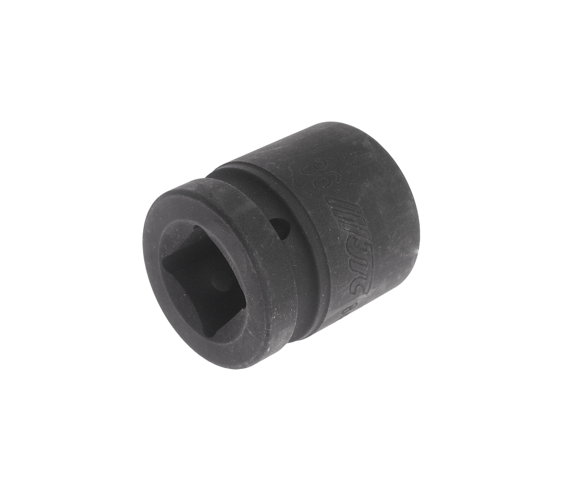 JTC-845836 - Головка торцевая 1" 36мм ударная L=62мм JTC -  
Изготовлена из высококачественной хром-молибденовой стали.  
6 граней, метрический размер. 
Размер: 1"х36 мм. 
Длина: 62 мм.  
Габаритные размеры: 70/65/65 мм. (Д/Ш/В)  
Вес: 680 гр. 