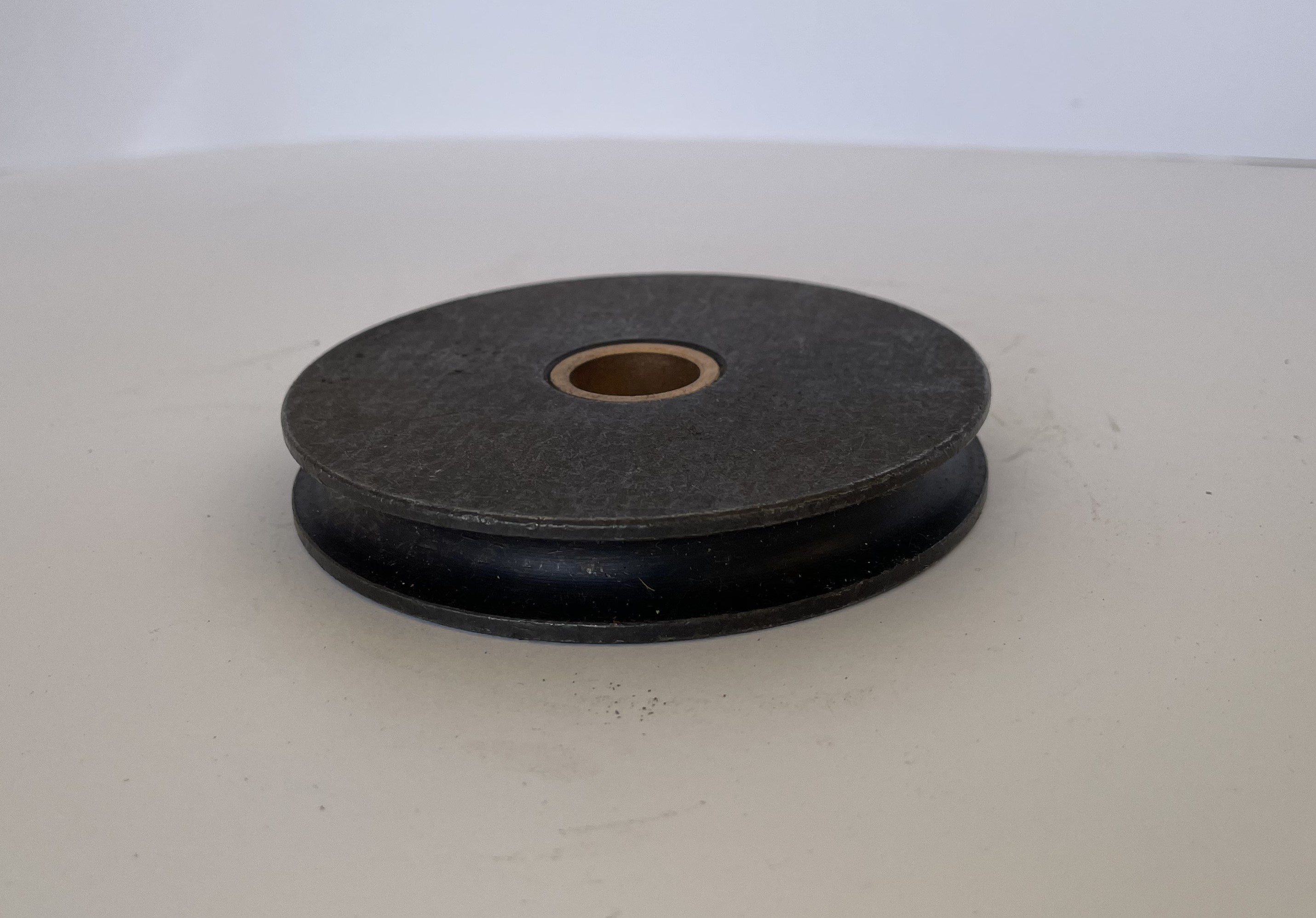 86010684 Шкив большой (209045) со втулкой для 240ХМ (208)